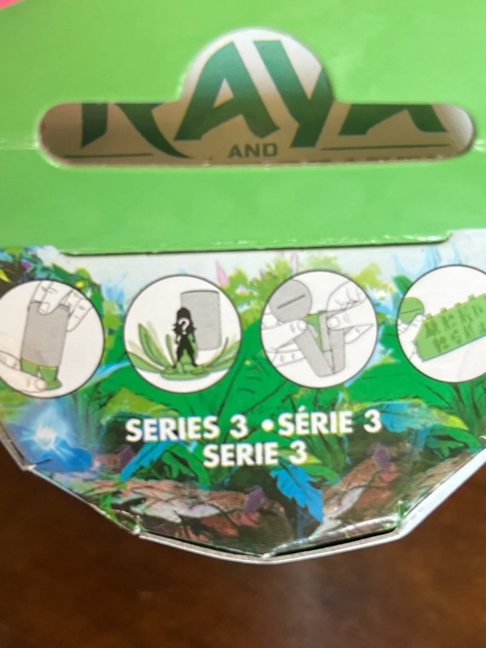 Disney Raya & The Last Dragon Mystery Bundle – 2 Surprise Figures
